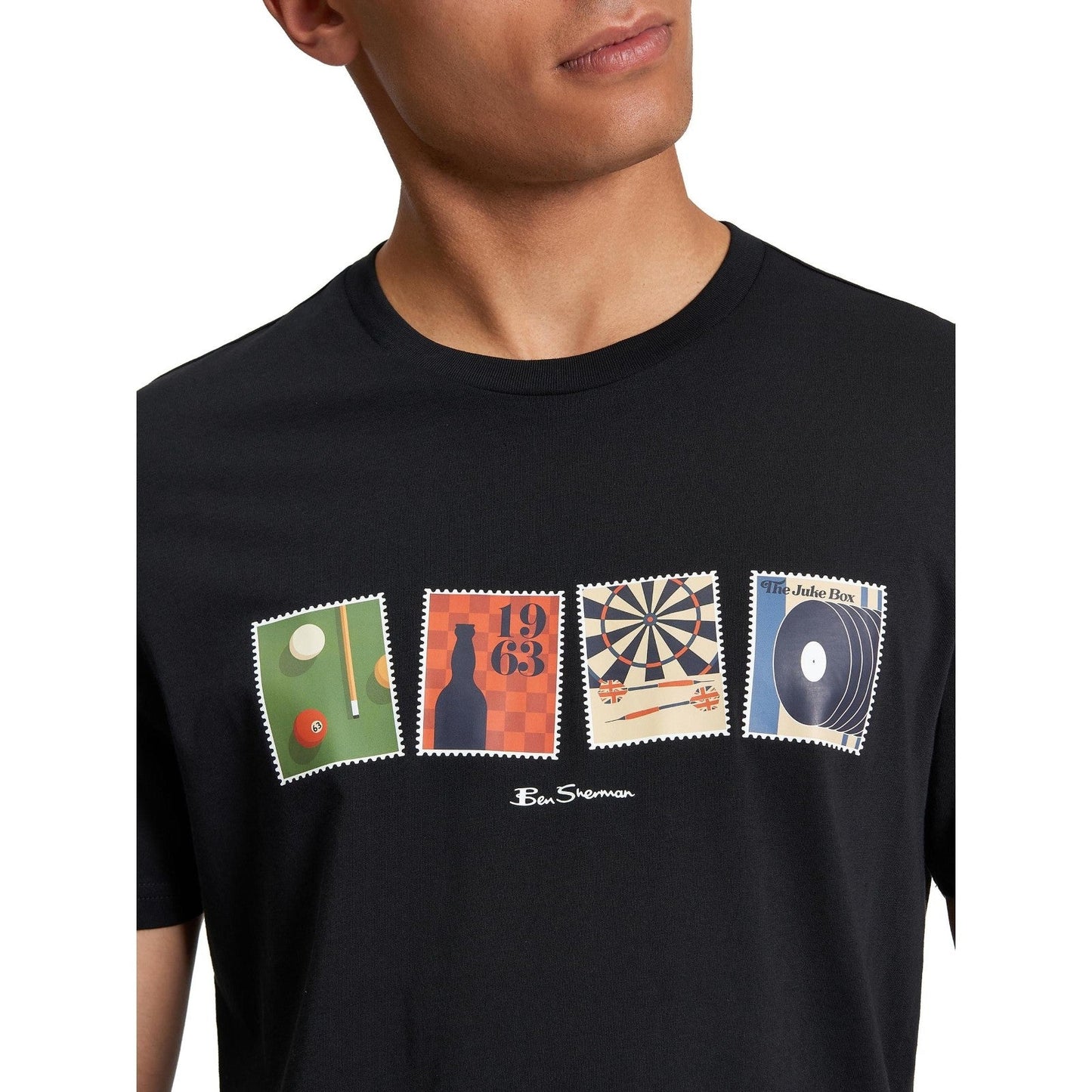Ben Sherman Mens Pub Sports Graphic Short Sleeve T-Shirt