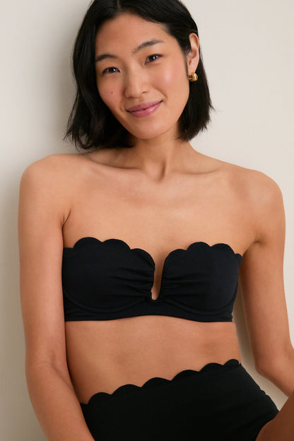 Black Lisbon Top