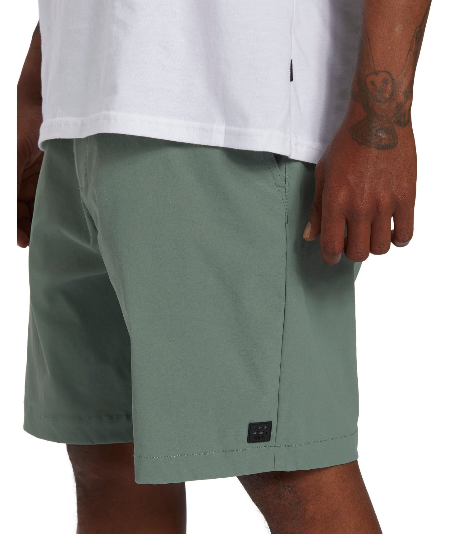 Billabong Mens Surftrek Plus Hybrid 19" Board Shorts