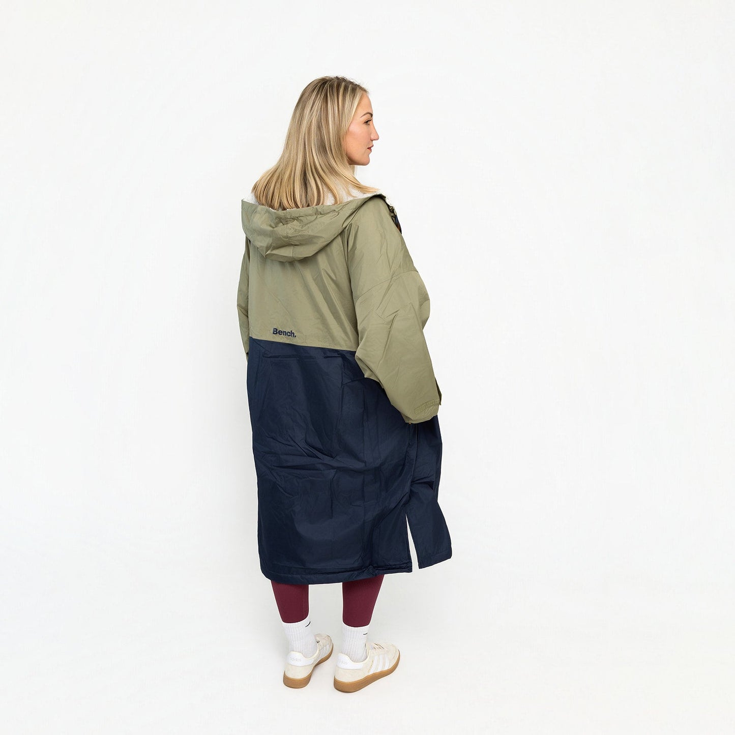 Bench Rira Waterproof Changing Robe