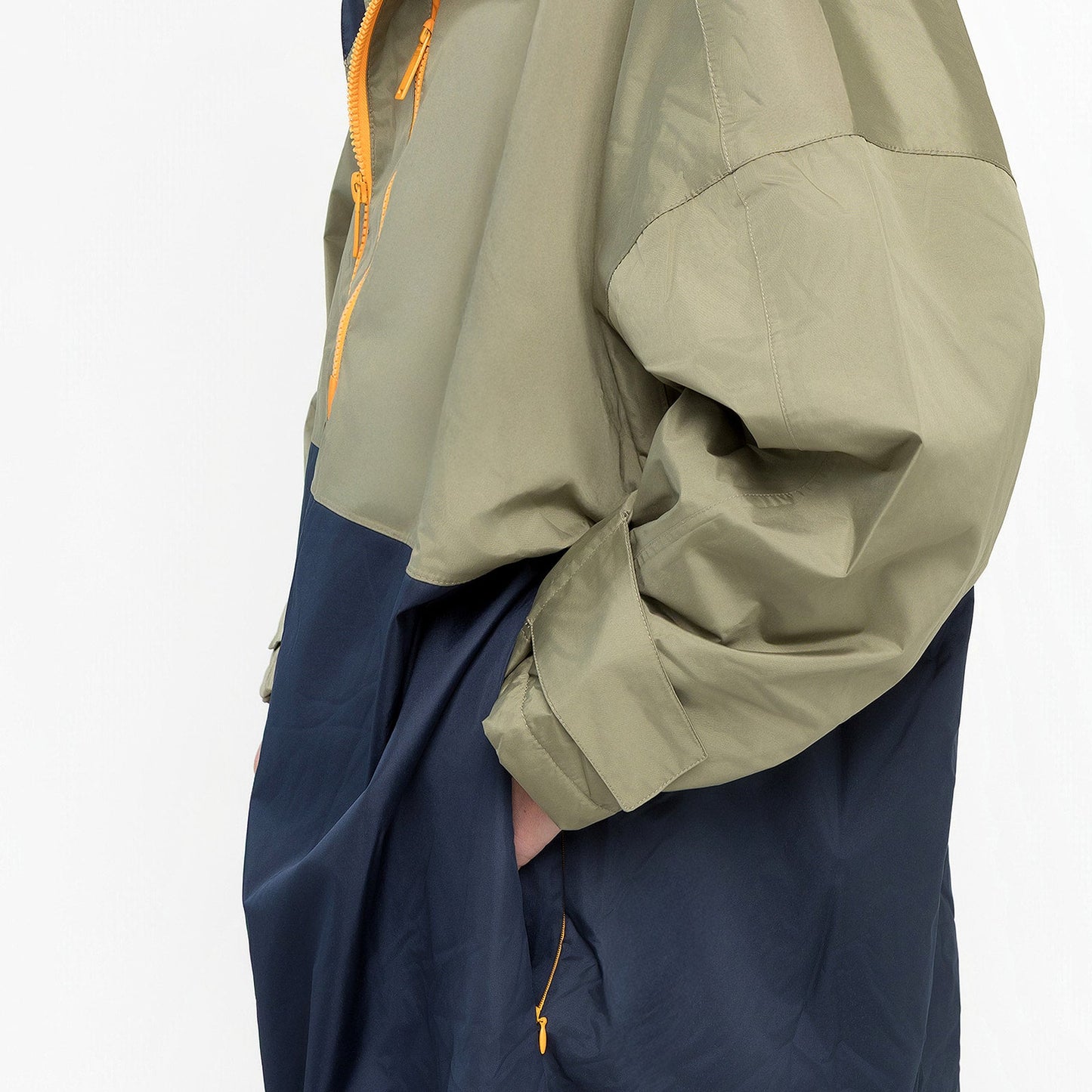 Bench Rira Waterproof Changing Robe