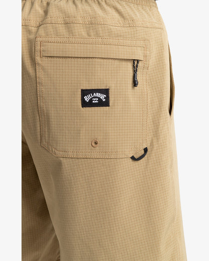 Billabong Mens Surftrek Trail 17" Quick Drying Summer Beach Hybrid Shorts